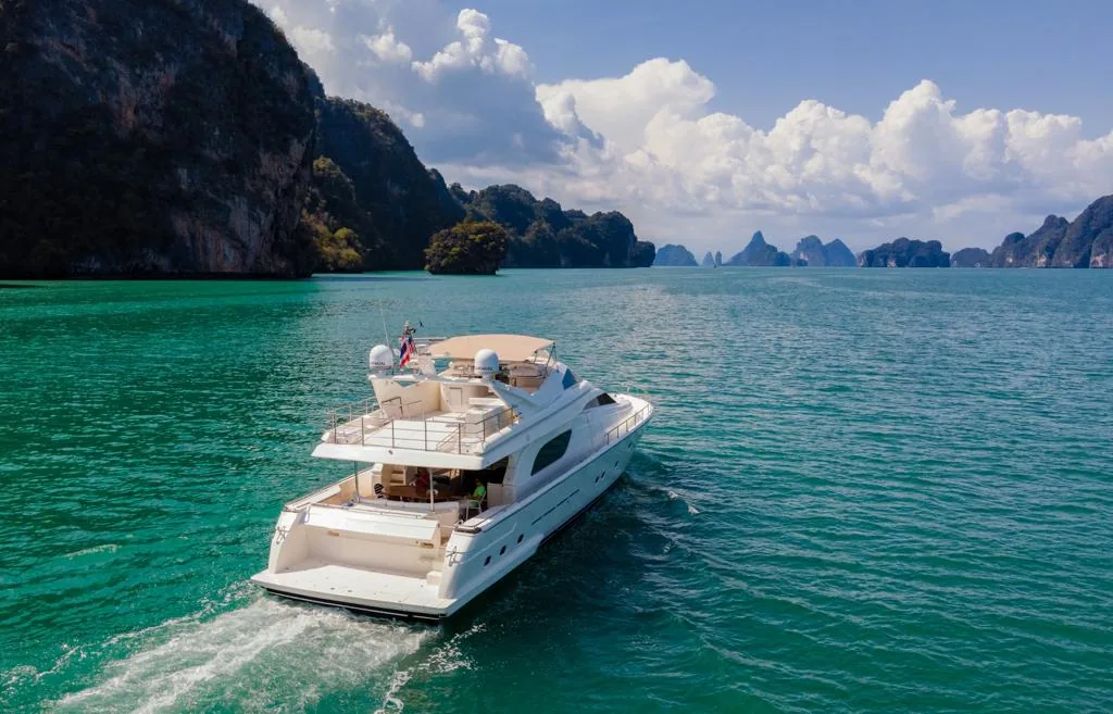 Ferretti 80, 80ft motor yacht for charter in Phuket — view 6