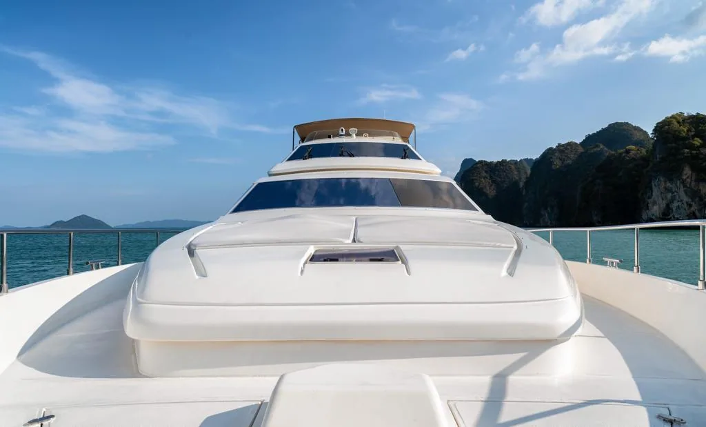 Ferretti 80, 80ft motor yacht for charter in Phuket — view 10