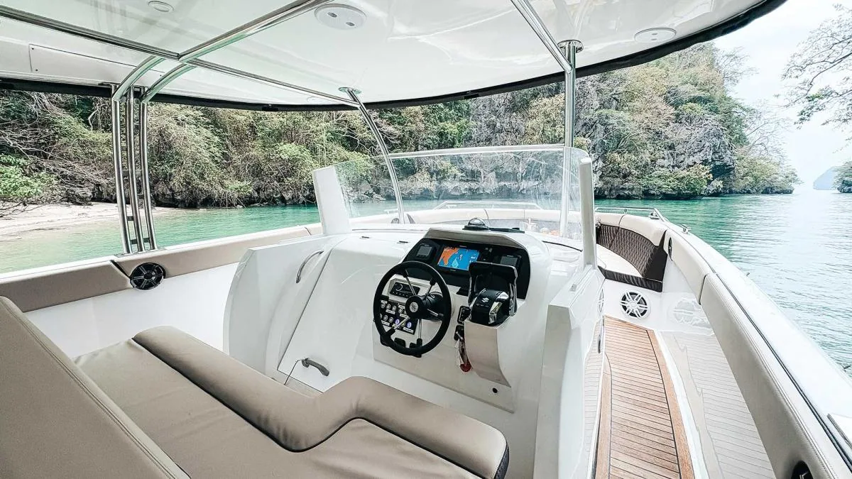 Ocean Pearl, 42ft sport cruiser for charter in Phuket — view 10