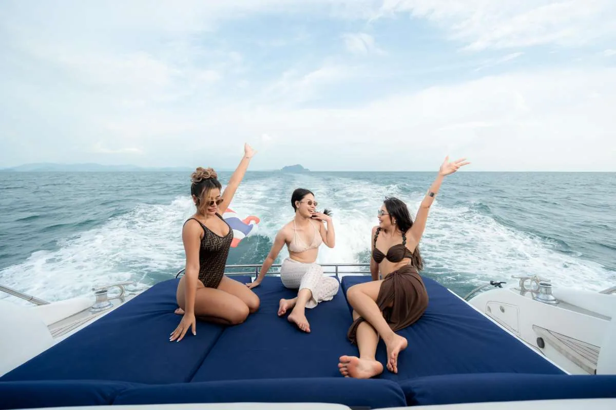Princess 58, 58ft motor yacht for charter in Phuket — view 8