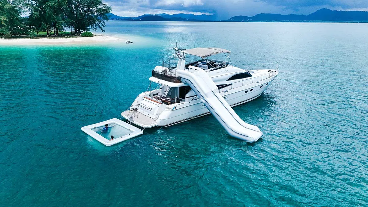 Princess 65 Oceana, 65ft motor yacht for charter in Phuket — view 8