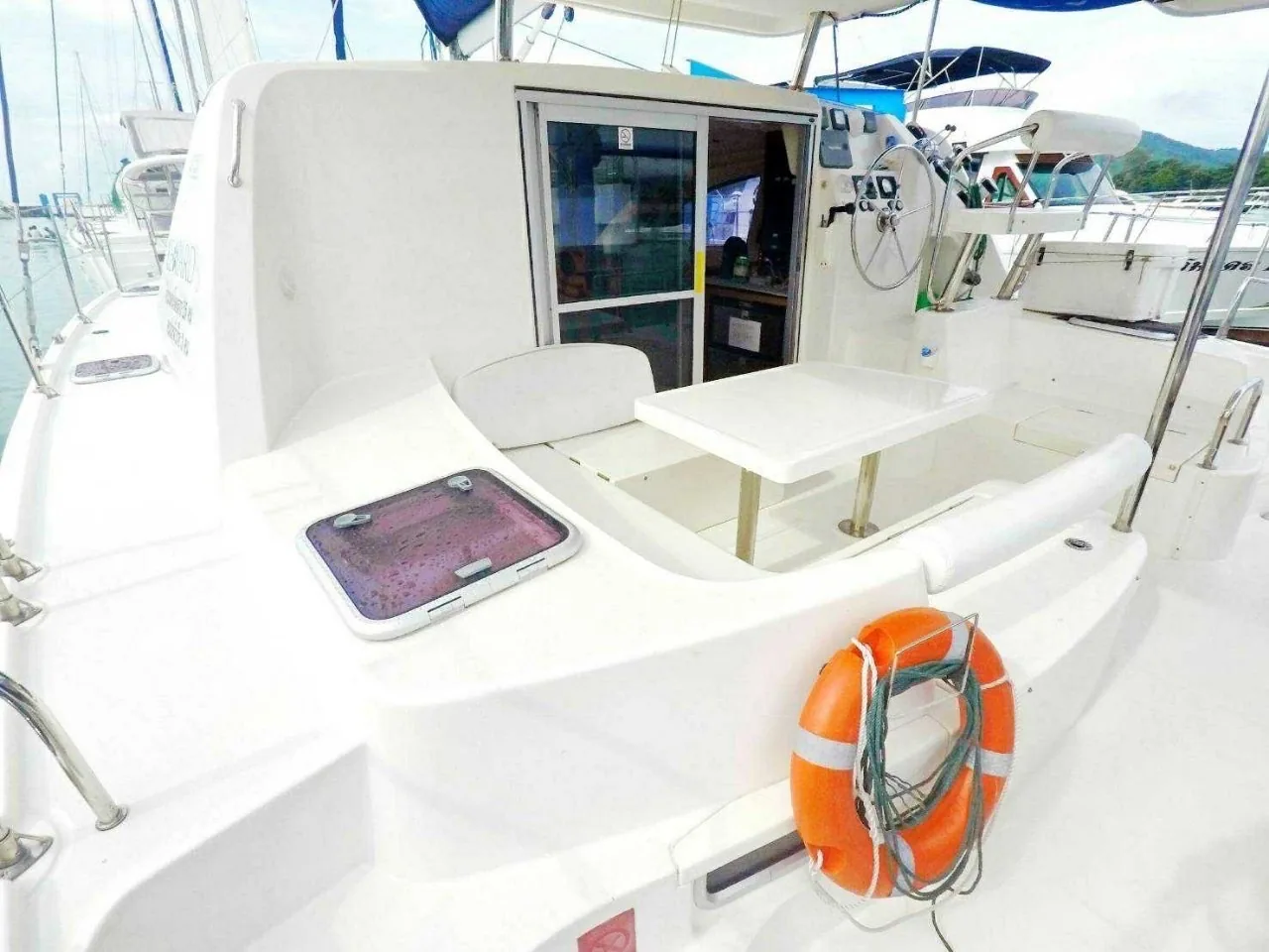 Sanny 38, 38ft power catamaran for charter in Phuket — view 9